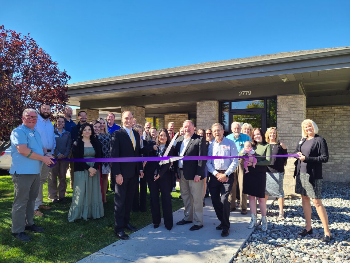 Member Ribbon cutting - Kain & Burke